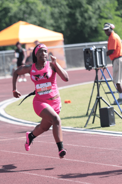 Sprinter racing on the track